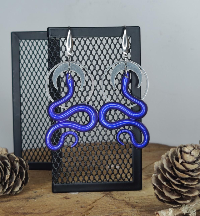 Boucles d&#039;oreilles Serpent violet métallique 