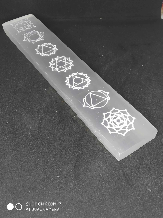 Plaque sélénite 7 chakras 