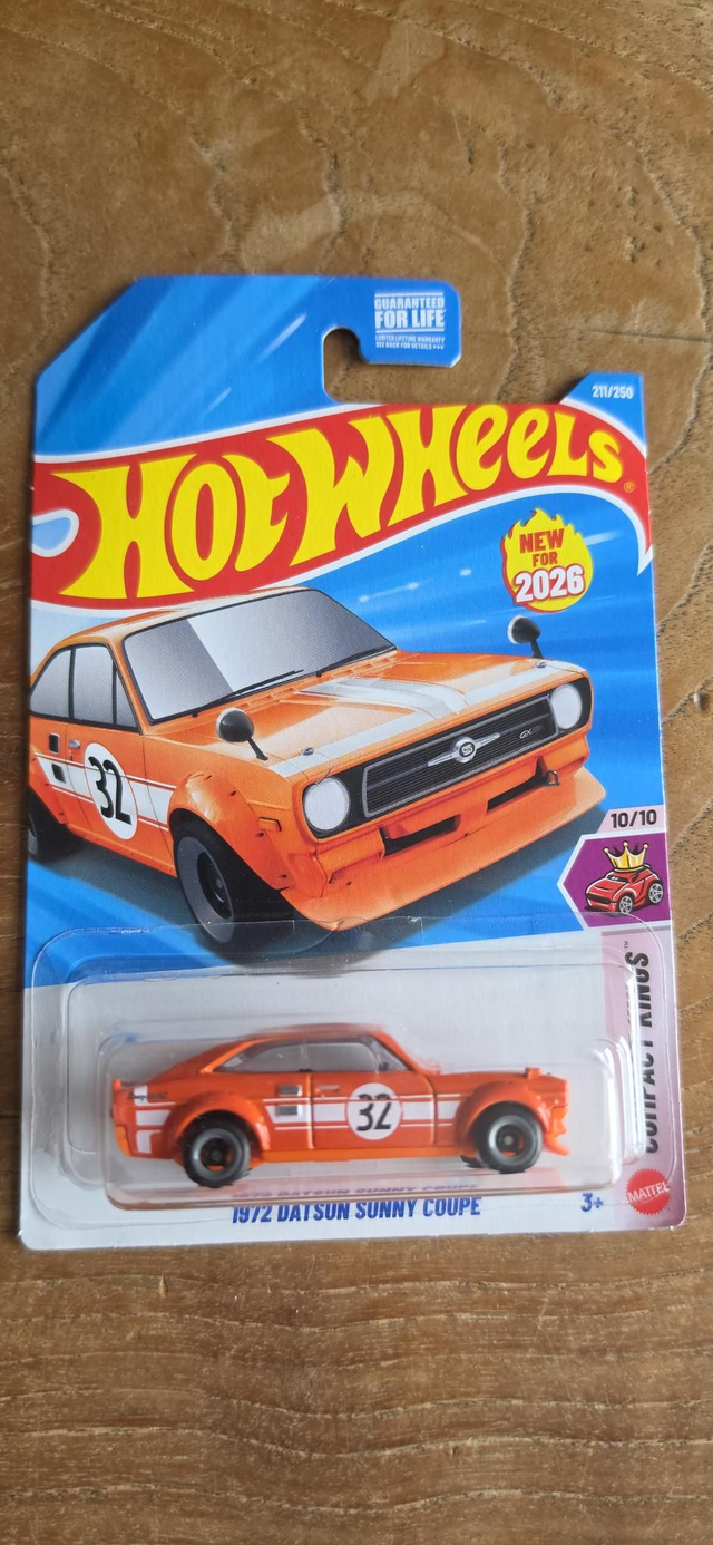 Datsun sunny coupe 1972