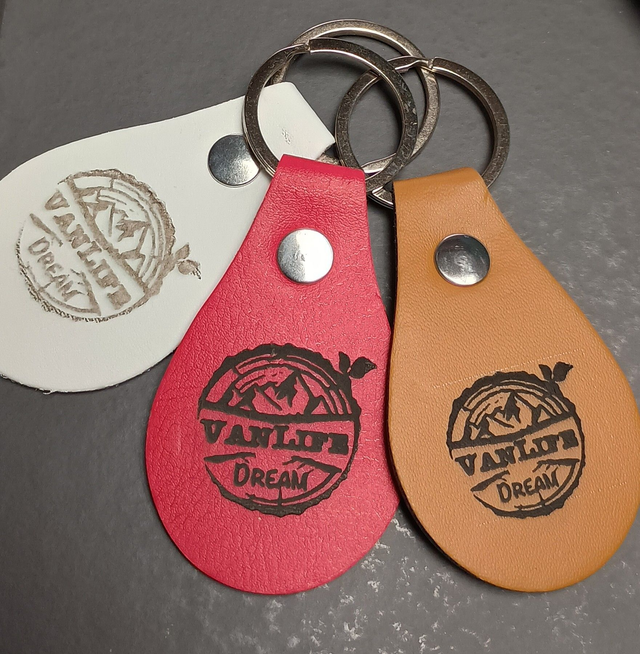 Porte-clés en cuir à personnaliser