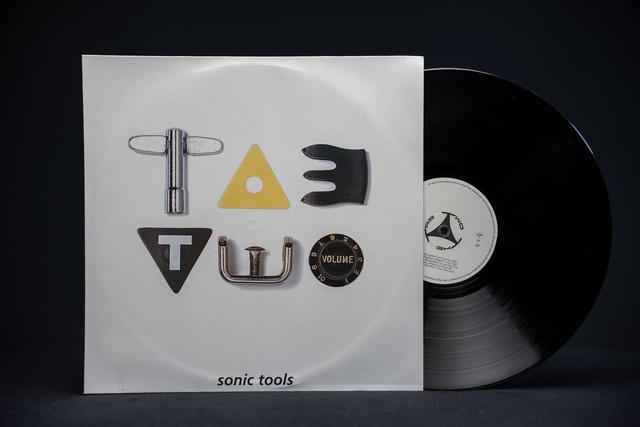 TAB TWO - sonic tools (Vinyl - Garagenfund!)