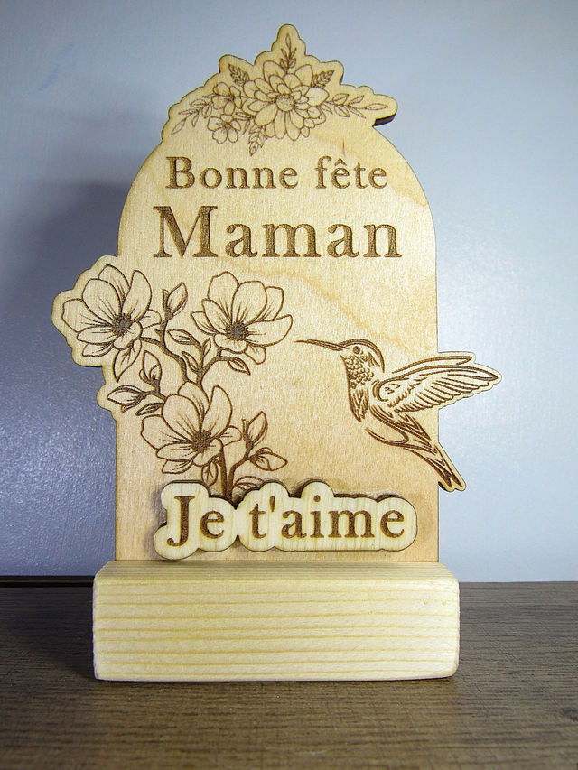 Panneau en bois "Bonne fête Maman" - Gravure artisanale personnalisée