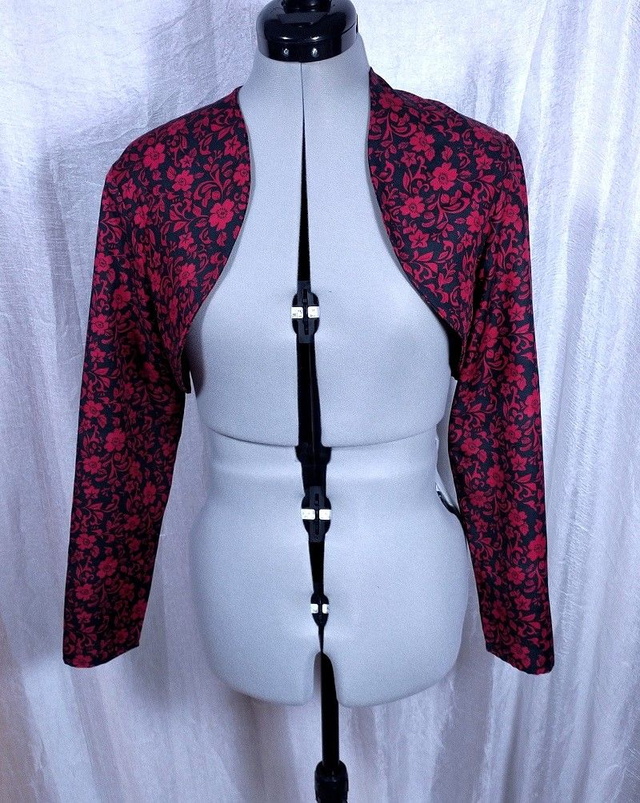 Boléro simple manches longues