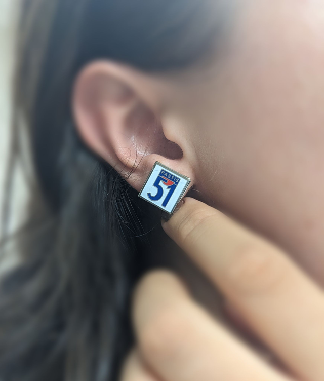 PRECOMMANDE - "Pastagà" - Mono Boucles - Pins Pastis 51, Cuir Blanc (Vendues à l'unité)