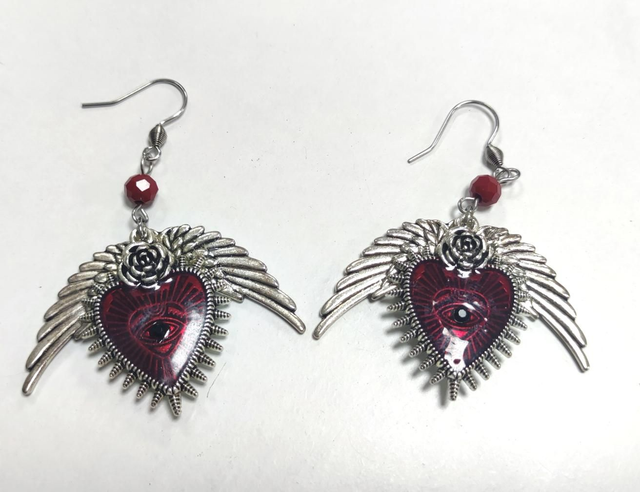 Boucles d'oreilles coeur volant 