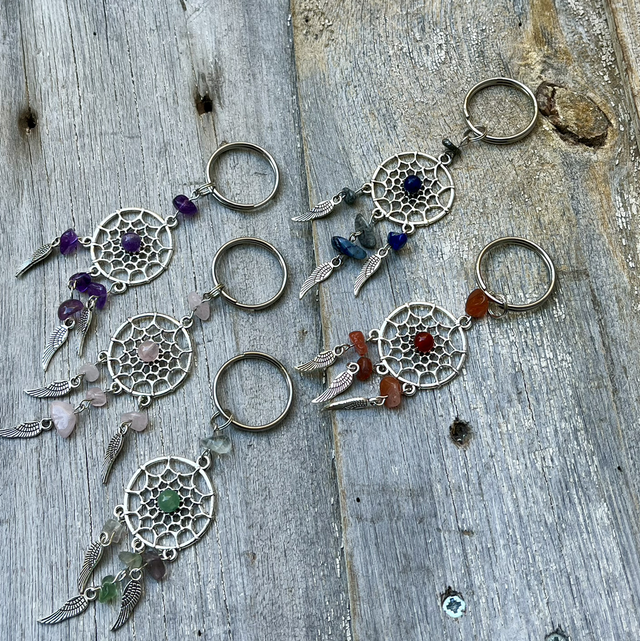 Unisieppari kivi avaimenperä