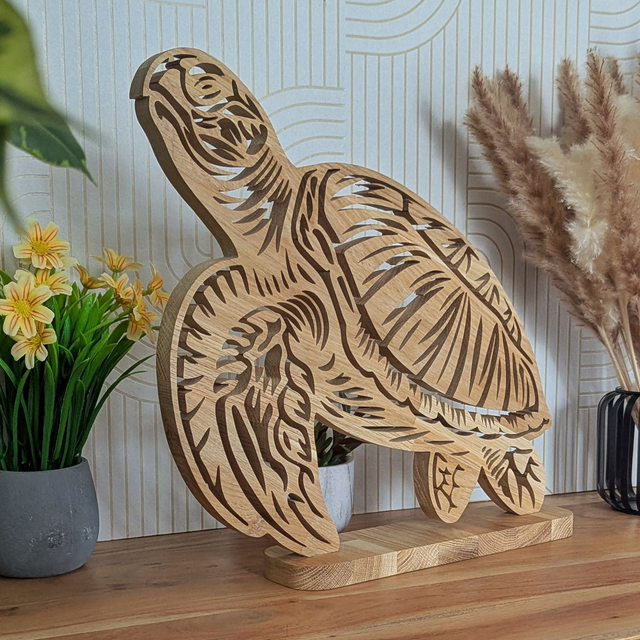Tortue de mer XXL en chêne