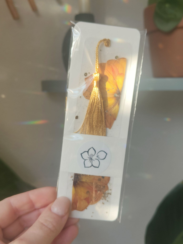 Marque page Dahlia orange doré