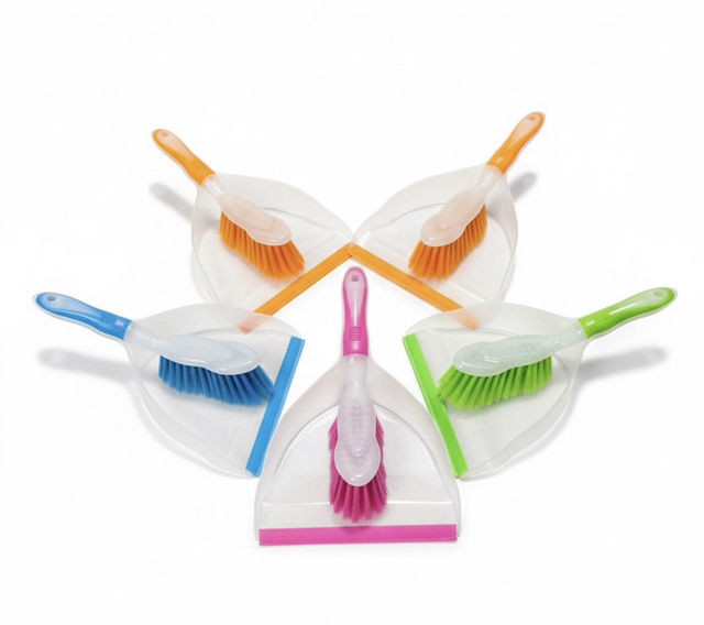 Groundsman Soft Grip Dustpan &amp; Brush