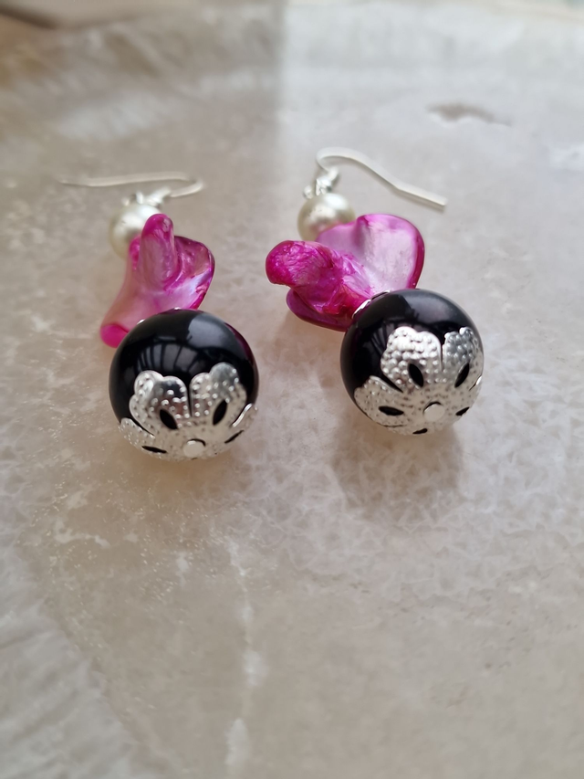 Boucles D'oreilles Perles Noir Et Blanc Perles Coquillage Fuchsia