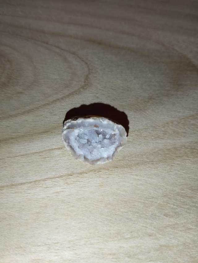 Agate en petite géode 