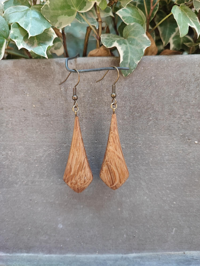 Boucles d'Oreilles en Bois de Chêne et Laiton vieilli 