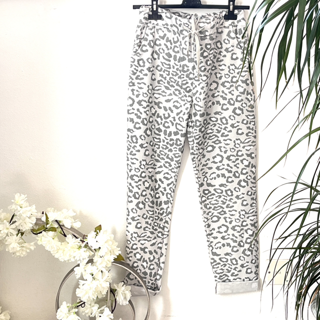 ANIMAL PRINT MAGIC TROUSERS