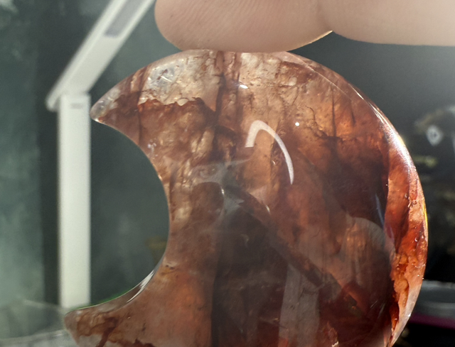 Fire quartz moon carving
