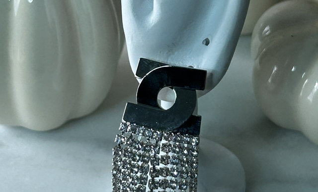 Boucle strass