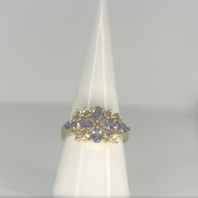 9ct Gold Tanzanite and Peridot Cluster - Size Q