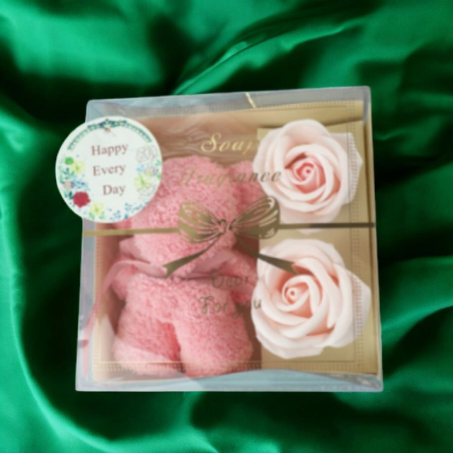 WaschBär mit Rosenseifen rosa