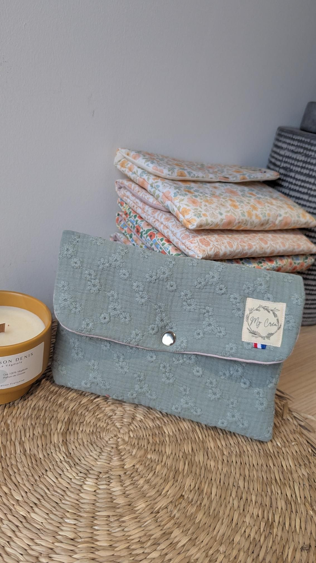 Housse livre de poche 