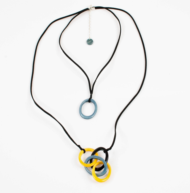 Collier Cadena " Nodova "