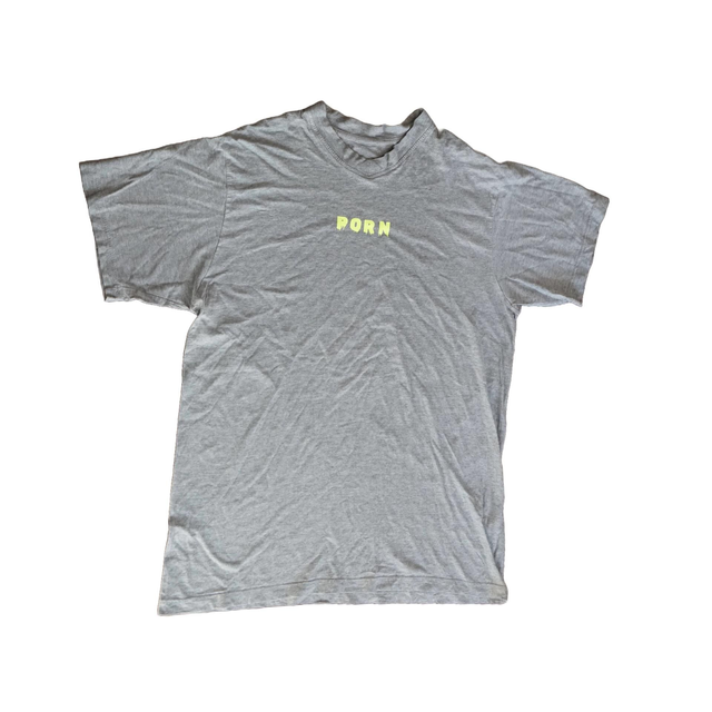 grey t-shirt "porn" size XXL