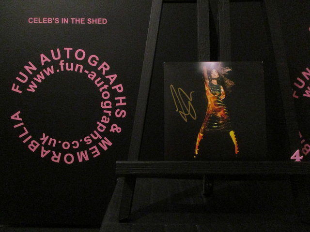 Leigh-Anne Pinnock - 'Don't Say Love' Authentic Autographed Single Alternative Cover (4)