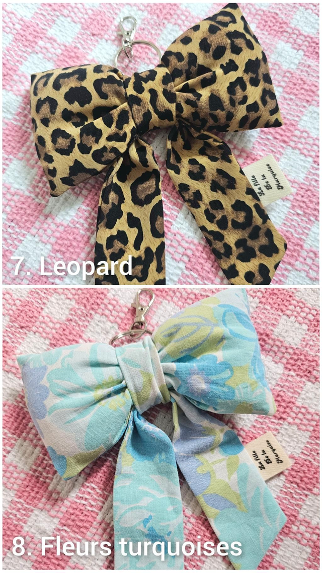 Bijoux de sacs/portes clés en tissus upcyclés