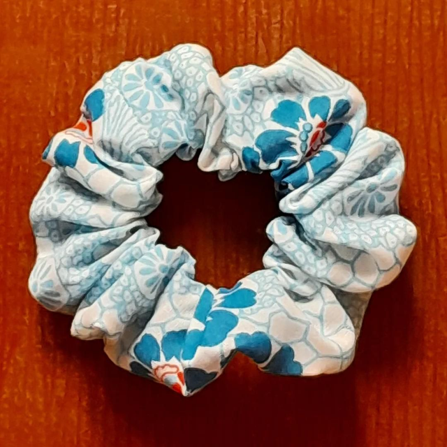 Chouchou S fleurs bleues