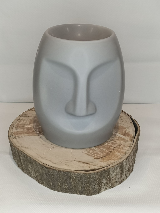 Grey Face Burner