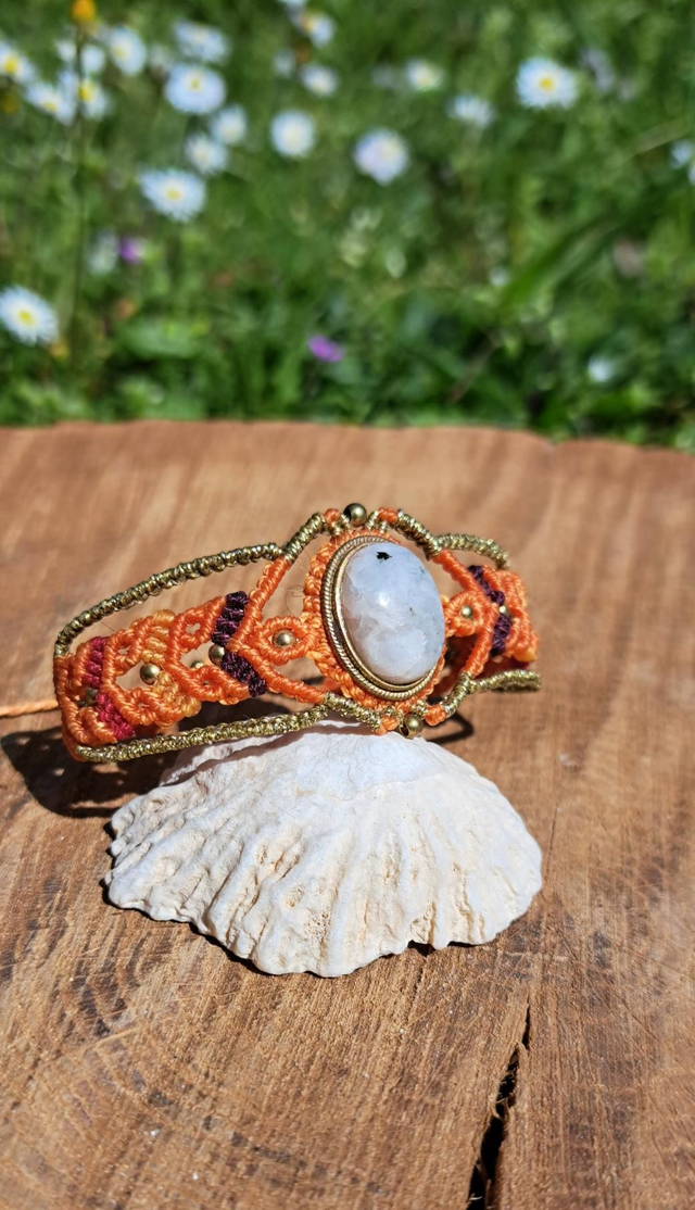 Manchette micro-macramé Pierre de lune