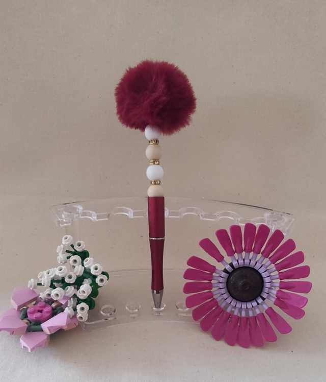 Stylo perle silicone rouge foncé 