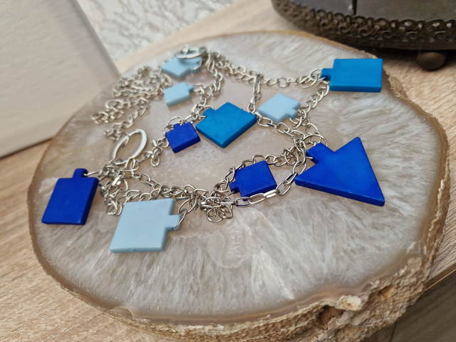 Collier Sautoir Trois Rangs Argenté Bleu Foncé Bleu Clair