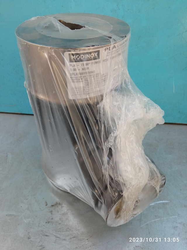 Pla - Té 90° Fumée Piquage Femelle Avec Tampon - D 80 - Noir - 2PLATO90FF80NO 