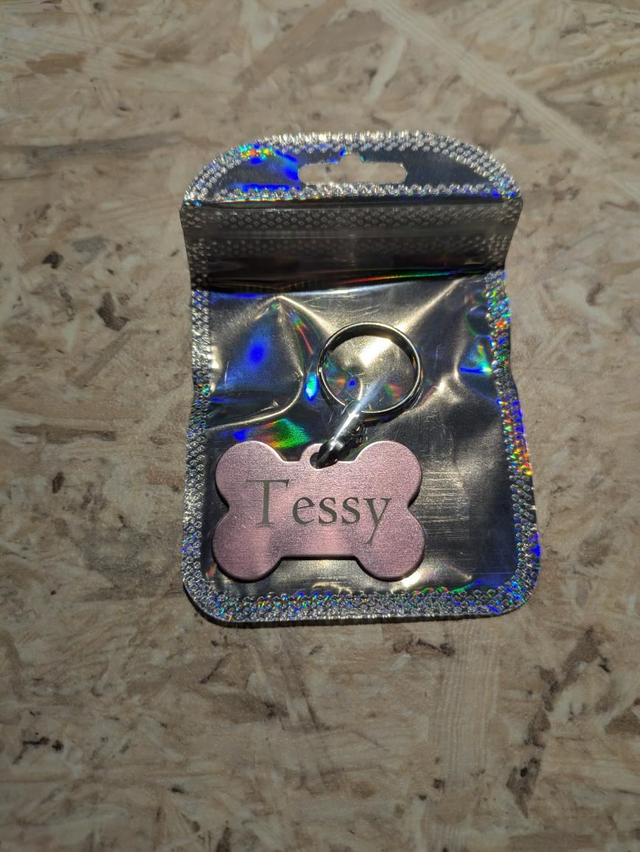 Médaillon chien aluminium