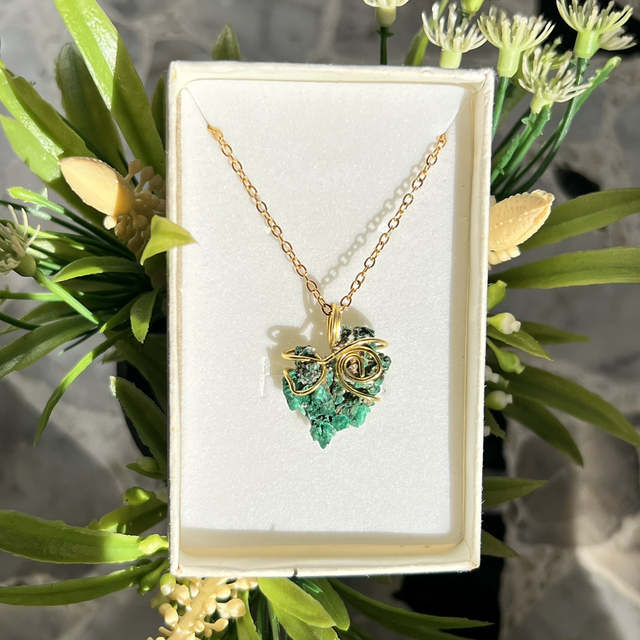 COLLANA CON PENDENTE : Malachite muschiata grezza , prov : Sud Africa 🇿🇦 , acciaio inox 