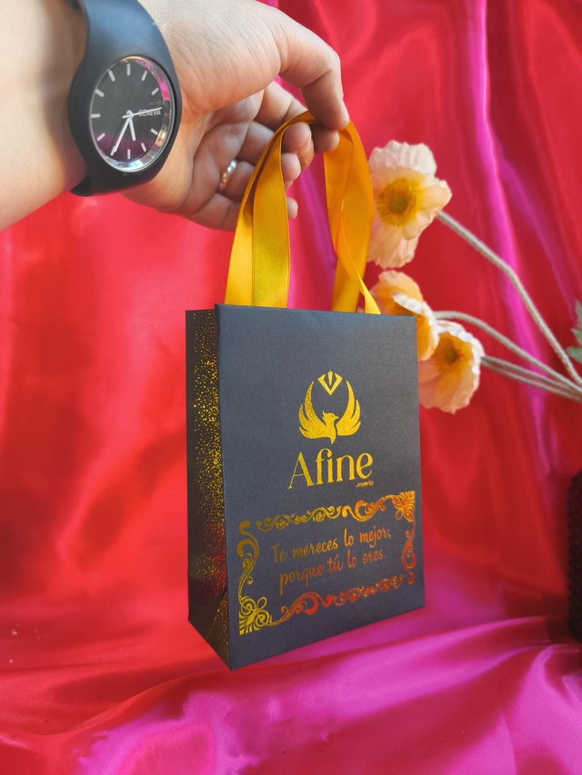 10 Bolsas negra 11x4x14 aplicación foil 110gr