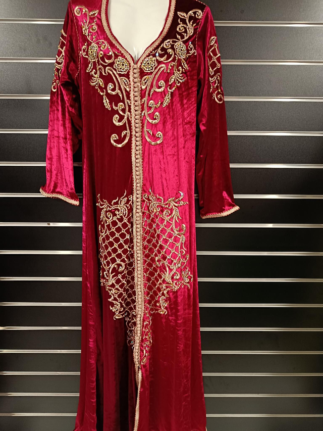 Caftan velour rouge 