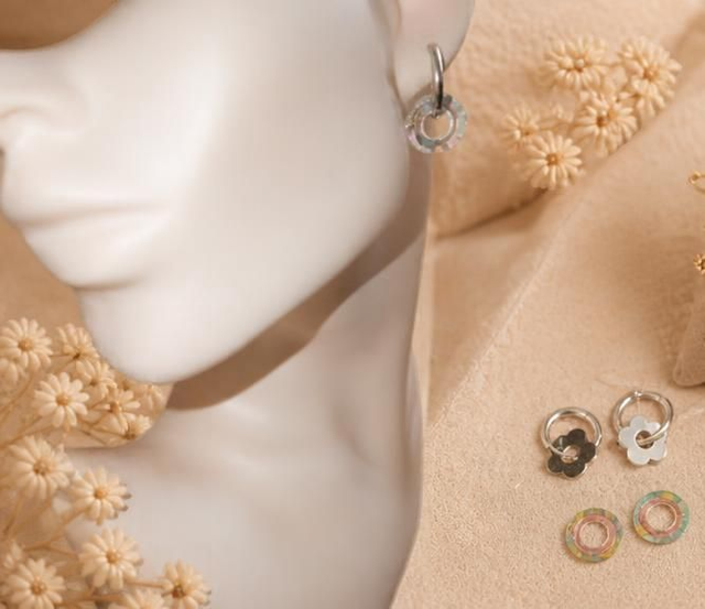 Boucles d'oreilles créoles modulables « Daisy Glass » – Set 3-en-1 en Acier 316L Argenté