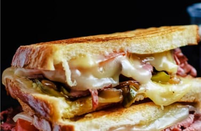 B. Spicy Beef & Cheese Toastie
