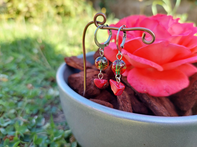 Boucle d'oreille pendante Pierre &amp; Perle