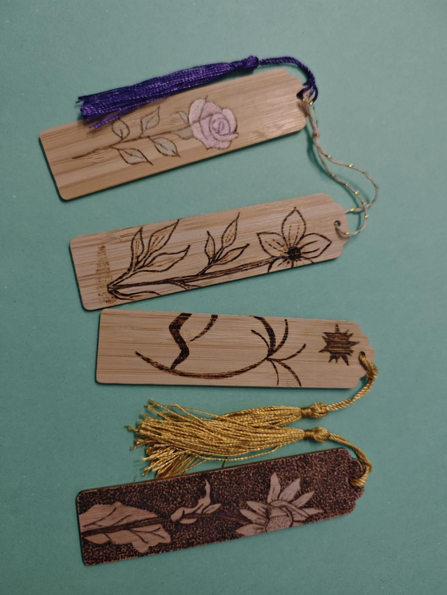 Signet Marque-page Fleur et Feuille 