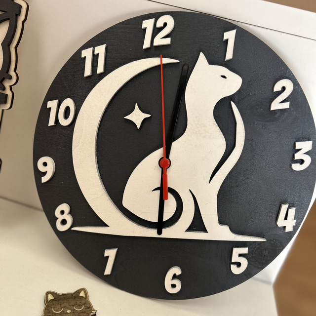 Cat wall clock