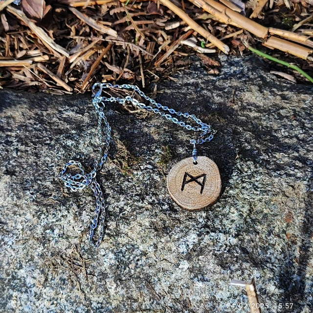 Collier du Nord &quot;Mannaz&quot;