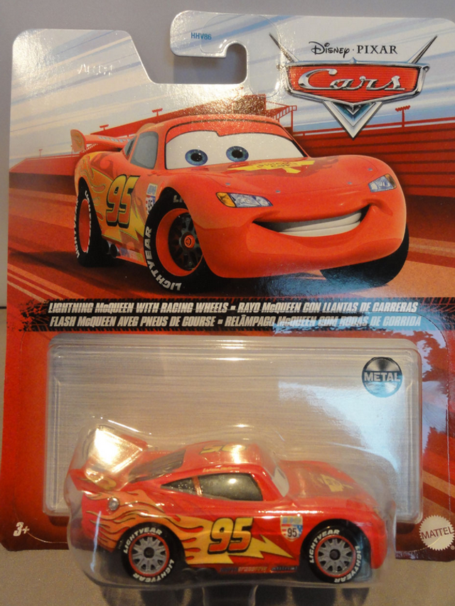 Disney Pixar Cars 2 - Lightning McQueen with racing wheels - WGP