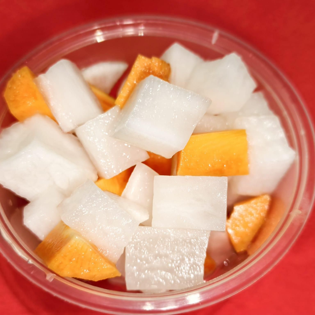 Pickled Carrot &amp; Mooli (S)