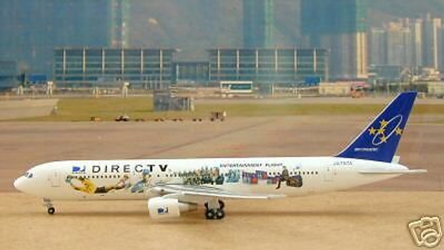 Skymark B767-3Q8ER (JA767A) &quot;Direct TV Scheme&quot;, 1:400 Phoenix
