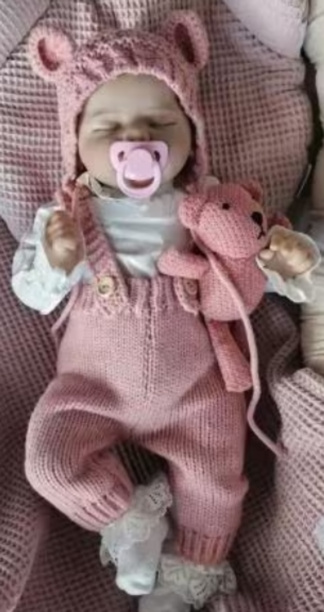 Realistische baby pop levensecht Valentina (50cm)