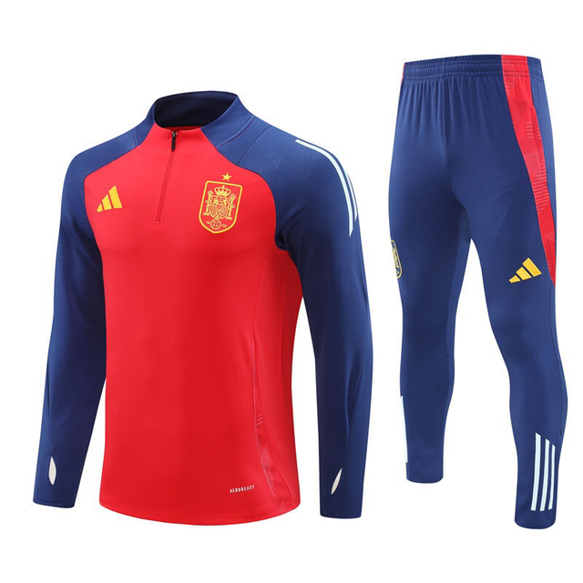 Conjunto rojo, pantalón azul, oscuro y sudadera, selección española, 2024