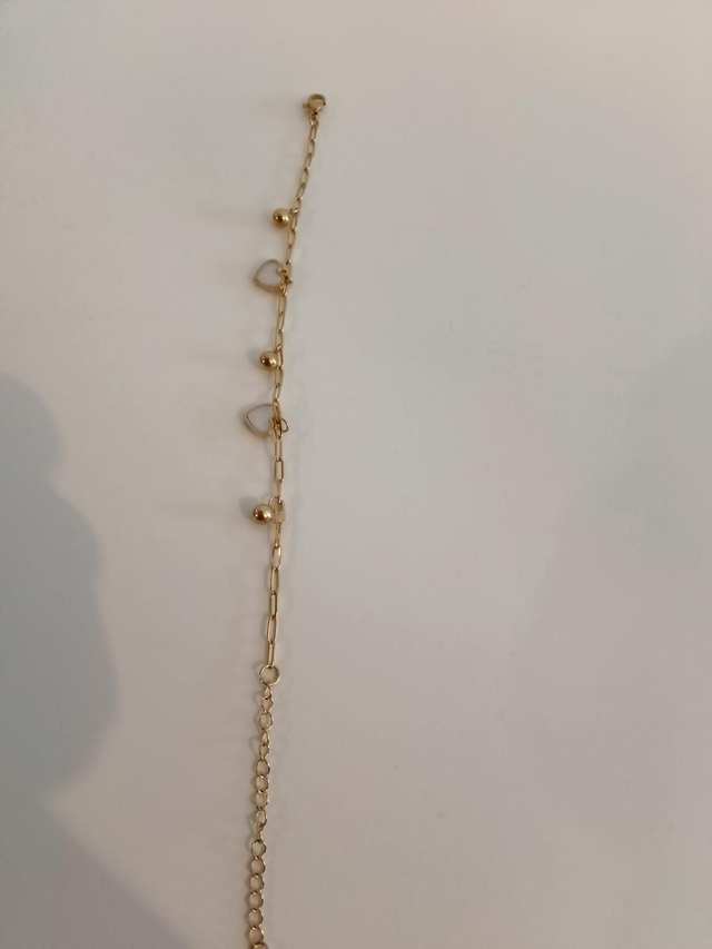 Witte hartjes goudkleurig