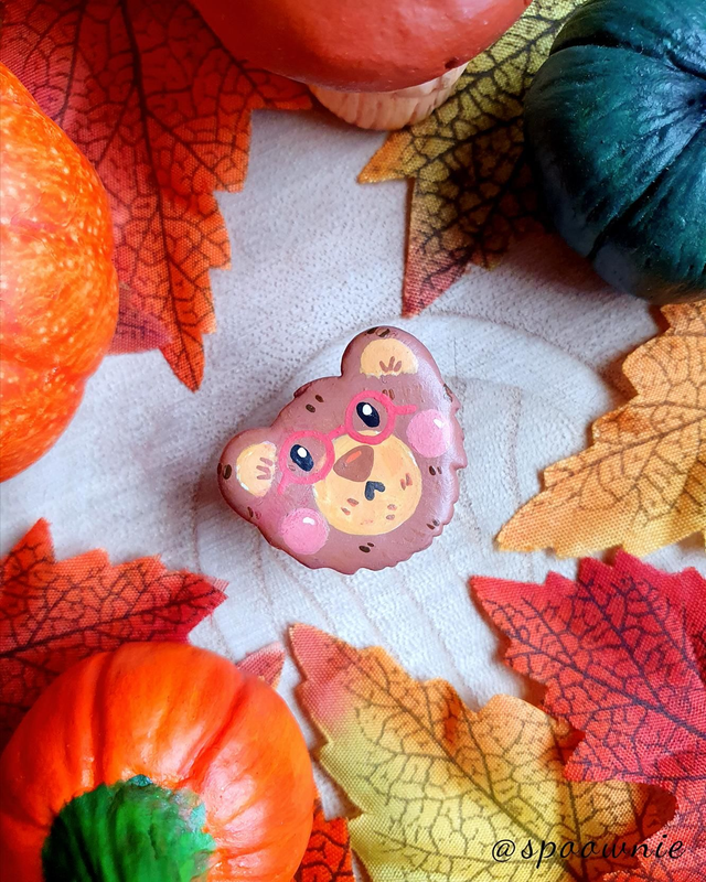 Pins Ourson à lunettes
