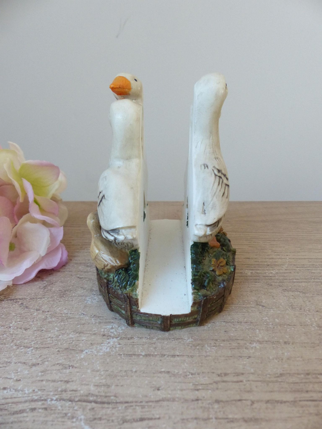 Charmant porte serviettes résine décoré d'oies, accessoire de table cuisine ferme décoration rustique, oiseaux porte serviettes déco cuisine